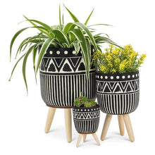 Load image into Gallery viewer, Dot&Line Tripod Planter-Blk
